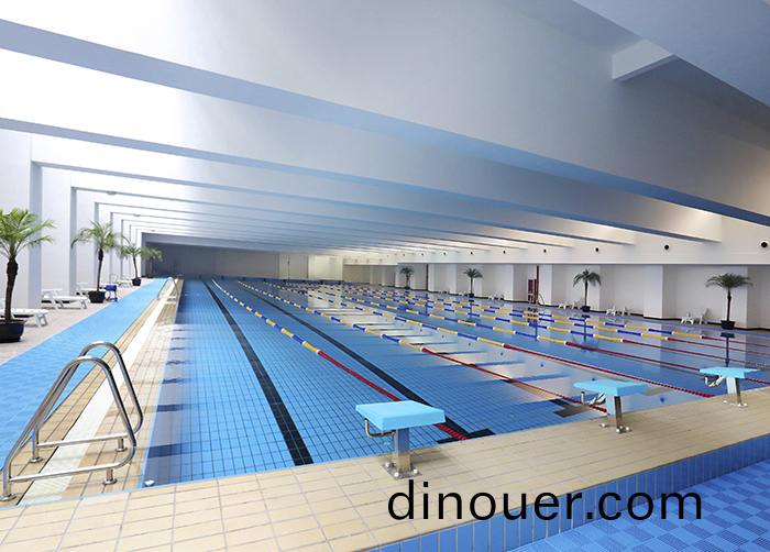 遊(you)泳(yong)池(chi)消(xiao)毒(du)